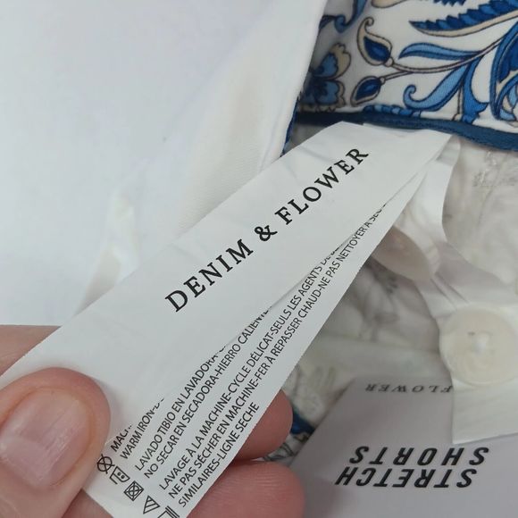 NWT Denim & Flower Women MSRP $48 White Chino Bermuda Style Shorts SZ 29 Stretch - Picture 16 of 16